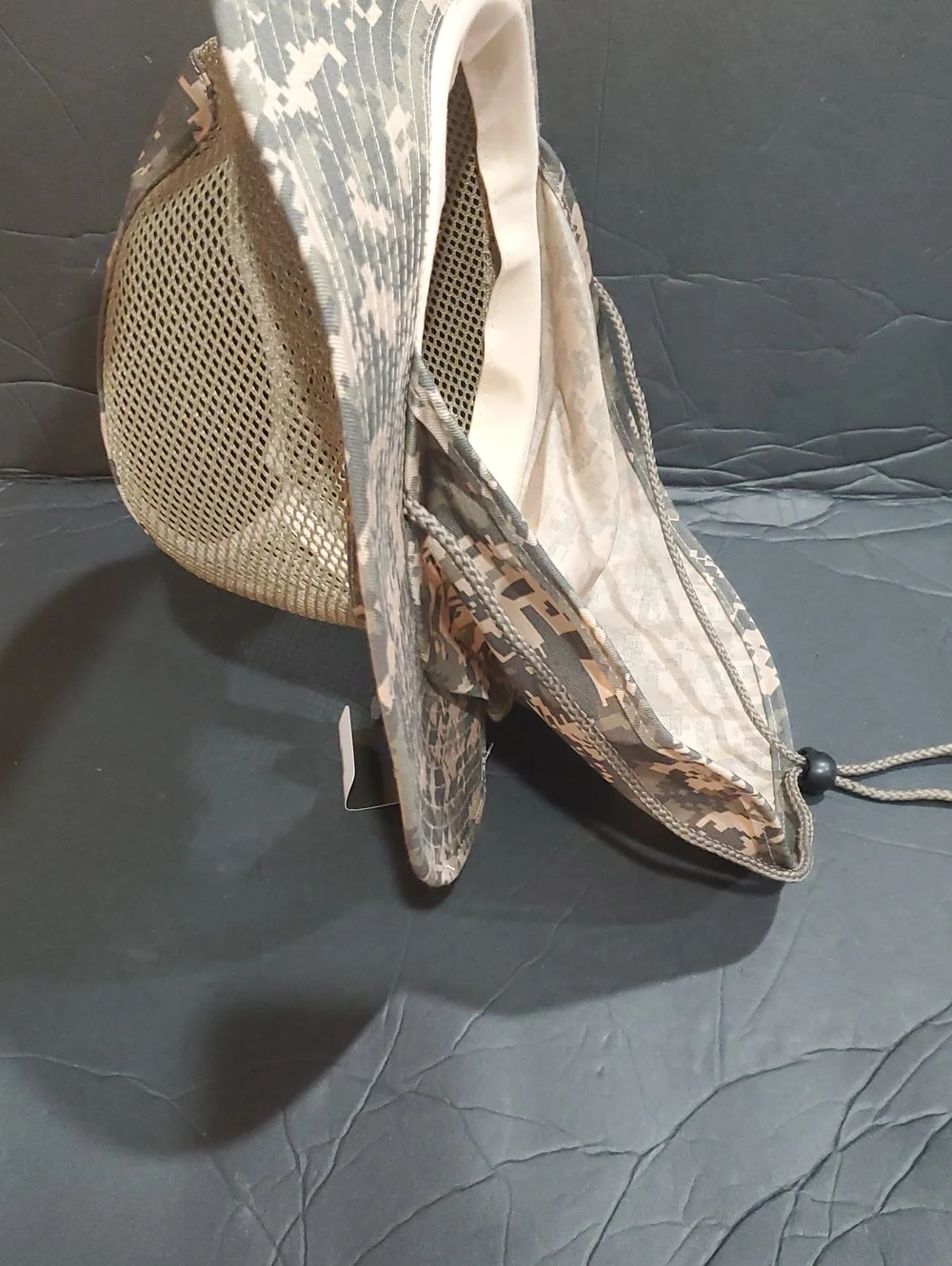 Camo print fishing hat size XL brand new